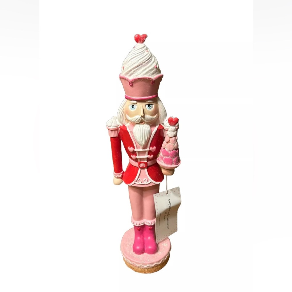 Cupcakes and Cashmere Valentines Day Nutcracker Red Pink Hearts Figurine 13" NEW